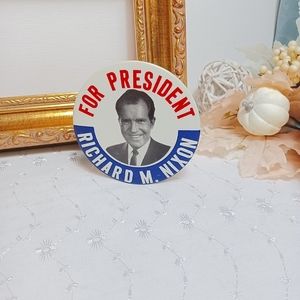 Richard Nixon 1960 campaign button
